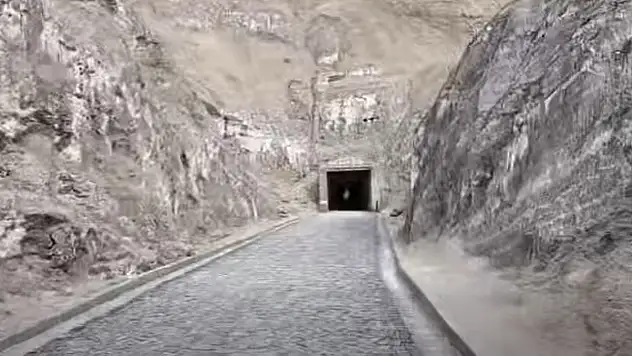 Tuz Dağı'nda 500 Metre Derinlikte Cumhuriyet Coşkusu Yaşandı