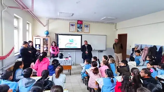 Tuzluca'da minik kalpler büyük tasarrufu öğrendi