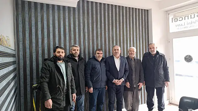 Umut Kervanı heyeti, Karaköse Haber Doğubayazıt bürosunu ziyaret etti