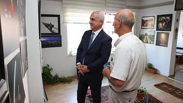 Vali Avni Çakır'dan Sanat Galerisi ve Esnaf Ziyareti