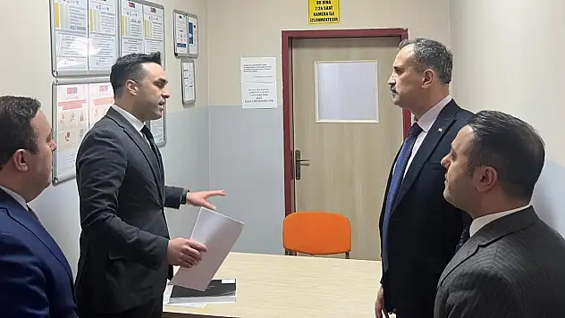 Vali Bozkurt'tan Geri Gönderme Merkezi'ne denetim