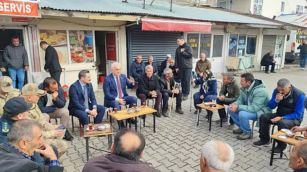 Vali Çakır Varto'da Esnaf ve Vatandaşlarla Buluştu
