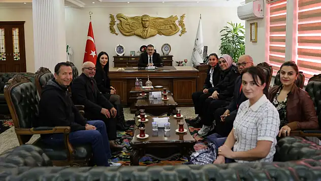 Vali Ercan Turan, Halk Oyunları Eğitmenlerini Kabul Etti