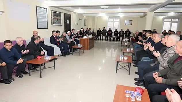 Vali Karakaya'dan Geylani Ailesine Taziye Ziyareti