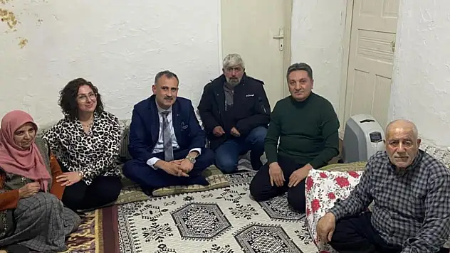 Vali Önder Bozkurt her gün bir iftar sofrasında