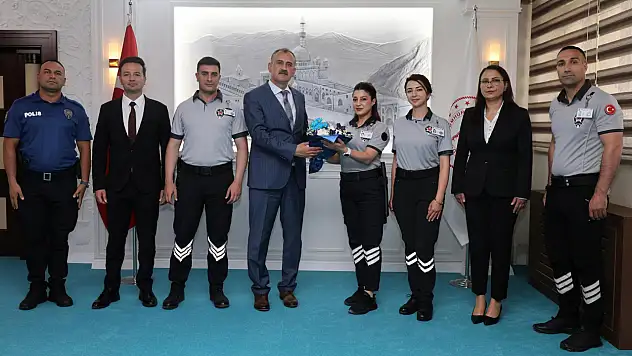 Vali Önder Bozkurt özel güvenlik personelini ağırladı