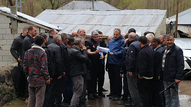 Vali Önder Bozkurt Tutak'ta köyleri ziyaret etti