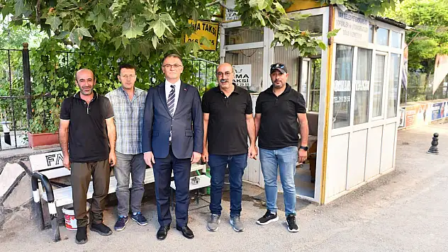 Vali Ozan Balcı Çarşı Esnafını Ziyaret Etti, Vatandaşlarla Bir Araya Gelerek Taleplerini Dinledi