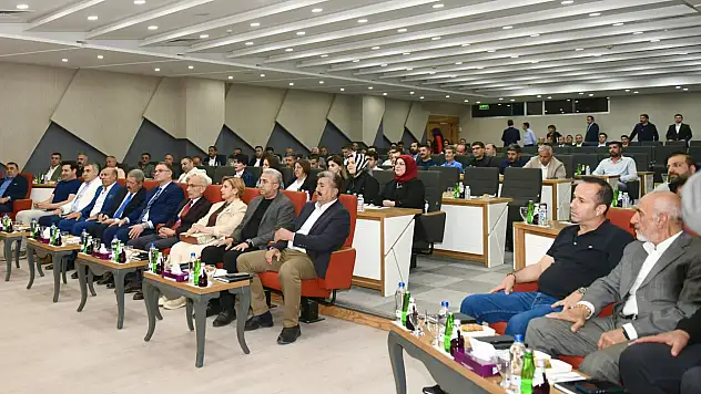 Vali Ozan Balcı, Van TSO Meclis Toplantısına Katıldı