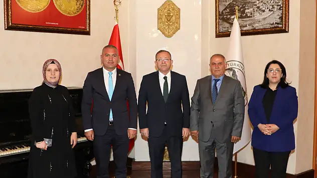 Vali Ziya Polat: 'Sosyal Güvenlik Teşkilatı Önemli Bir Kamu Görevi Üstleniyor'