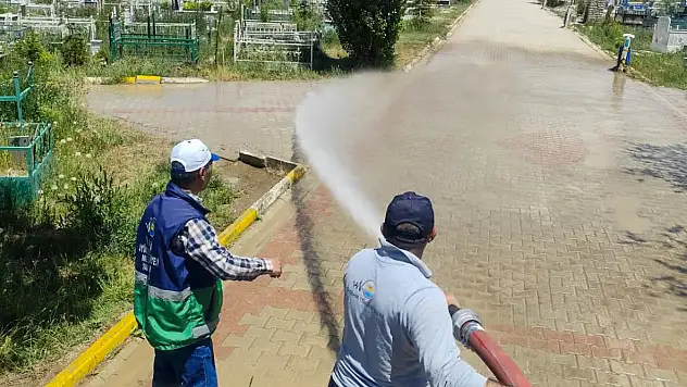 Van Büyükşehir Belediyesi'nden Kurban Bayramı için kapsamlı temizlik seferberliği