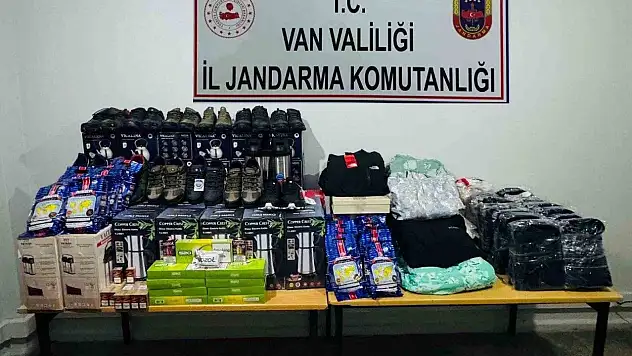 Van'da 1.1 milyon lira değerinde kaçak eşya operasyonu: Bir kişi gözaltında