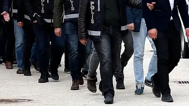 Van'da 156 Aranan Şahisten 51'i Tutuklandı, 1.7 Milyon TL Para Cezası Kesildi