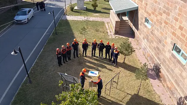 Van'da 7 il için AFAD hazırlık programı: Ağrı'dan gelen ekipler de katıldı