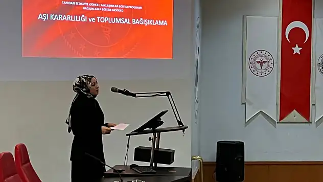 Van'da Aile Sağlığı Çalışanlarına Yönelik Bağışıklama Eğitimi Düzenlendi