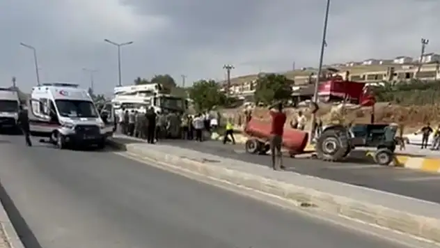 Van'da beton pompası ve traktör çarpıştı: 2 yaralı, soruşturma başlatıldı!