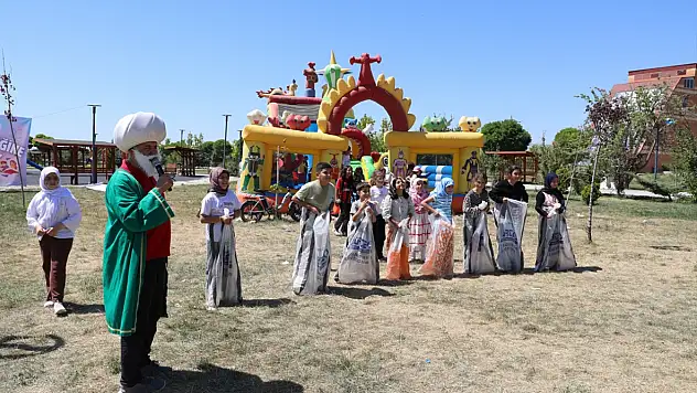 Van'da çocuklar ekranları bırakıp geleneksel oyunlara koştu