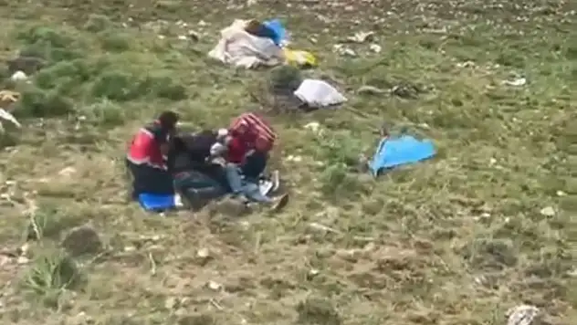 Van'da Dağlık Alanda Bayılan Çobana Hava Yardımı Yapıldı!