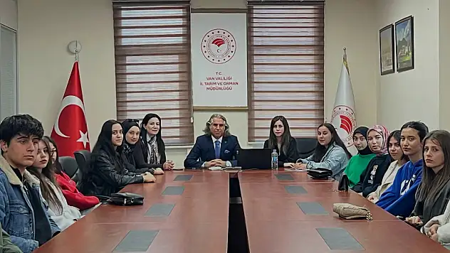 Van'da Genç Meslektaşlara Epidemiyoloji Eğitimi Verildi