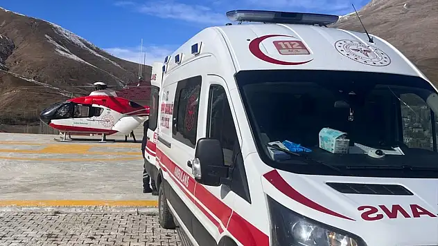 Van'da hamile kadına acil helikopter desteği