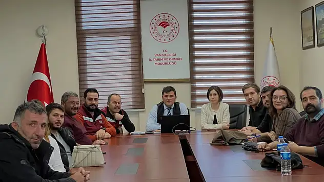 Van'da Hayvan Hastalıklarıyla Mücadele ve Hayvan Hareketleri Değerlendirme Toplantısı Yapıldı