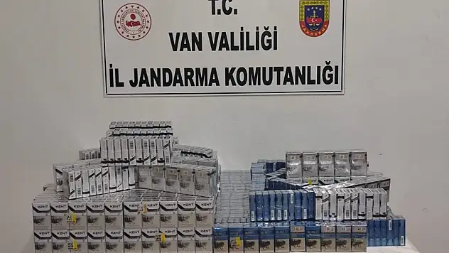 Van'da Jandarma 2 Bin 192 Paket Kaçak Sigara Ele Geçirdi