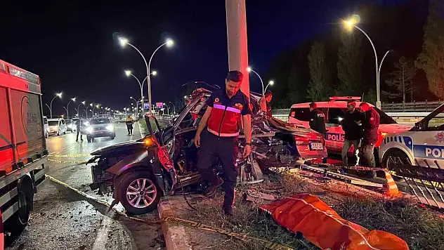 Van'da Meydana Gelen Trafik Kazasında 1 Kişi Hayatını Kaybetti