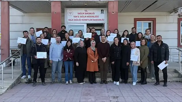 Van'da NRP (Yenidoğan Canlandırma Programı) Eğitimleri Hız Kesmeden Devam Ediyor