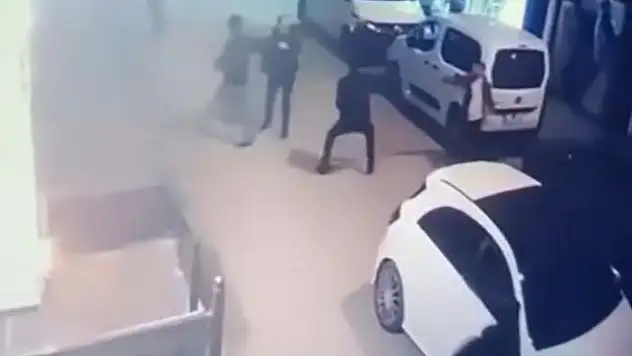 Van'da Otel Sahibi Baba ve Oğlu Silahlı Kavga Sonucu Hayatını Kaybetti