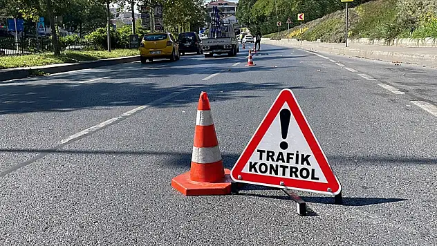Van'da sıkı trafik denetimi: 89 araç trafikten men