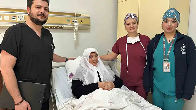Van'da tıpta bir ilk: Tek kesiden kapalı akciğer ameliyatı başarıyla yapıldı