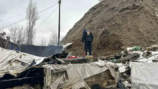 Van'da toprak kayması alarmı