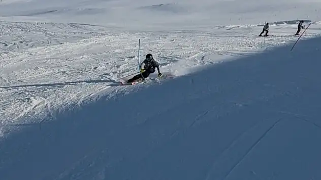 Van'da Yarışmalar Öncesi Kayakçılardan Yoğun Hazırlık