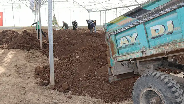 Van Edremit Belediyesi Serada Yeni Dönem Hazırlıklarını Hızlandırdı