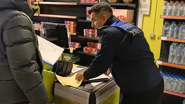 Van Edremit'te Zabıta Ekipleri İlçe Genelinde Denetimlerini Sürdürüyor