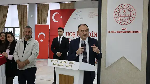 Van Erciş'te 'Hoşgeldin Öğretmenim' Programı Gerçekleştirildi