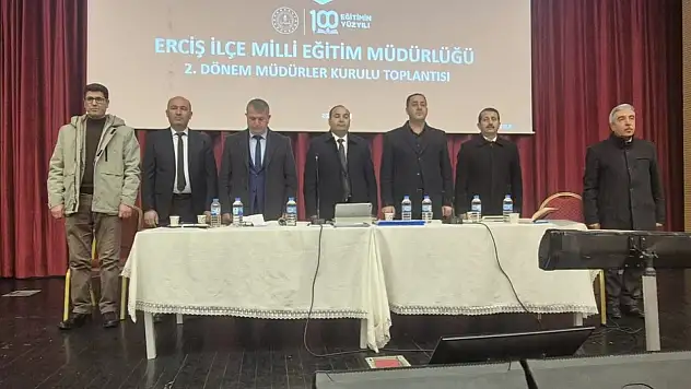 Van Erciş'te Okul Müdürleri Toplantısı Yapıldı