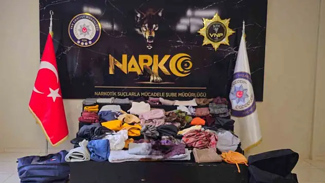 Van Havalimanı'nda uyuşturucu taşıyan 2 yabancı uyruklu kişi yakalandı! 32.5 kilo metamfetamin ele geçirildi
