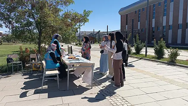 Van İl Müftülüğü'nden Üniversite Öğrencilerine Gençlik Hizmetleri Tanıtımı