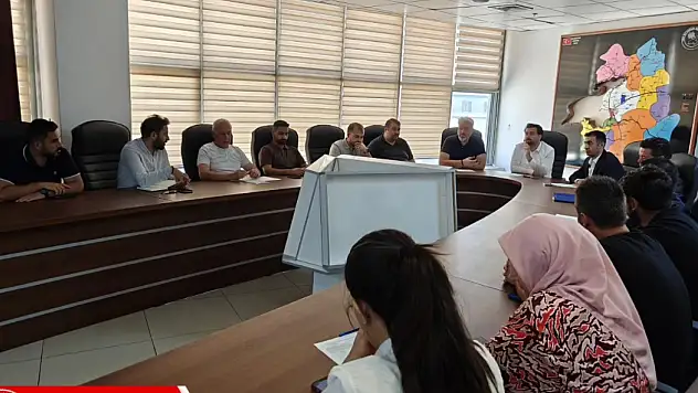 Van İl Sağlık Müdürlüğü'nde Yatırım ve Revizyon Değerlendirme Toplantısı Gerçekleştirildi
