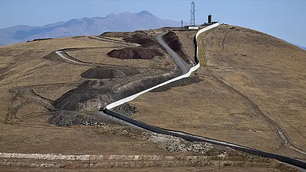 Van-İran hattında 204 kilometre tamamlandı, gerisi sürüyor