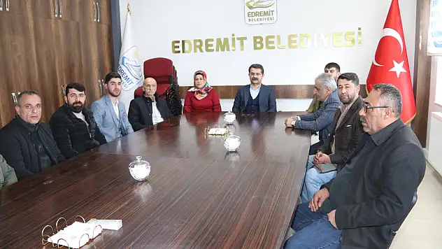 Van Kahveciler Odası Başkan Adayı Karatay'dan Edremit Belediyesi'ne Ziyaret