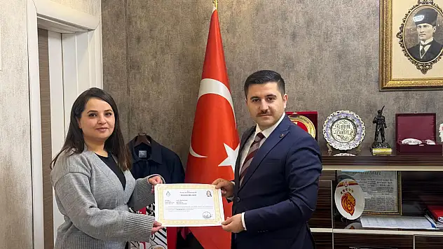Van Özalp'ta Başarılı Çalışmalara Başarı Belgesi