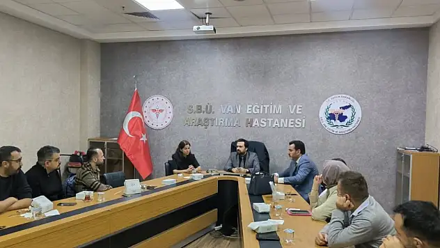 Van Sağlık Müdürlüğü'nden Göğüs Hastalıkları Hekimleriyle İstişare Toplantısı