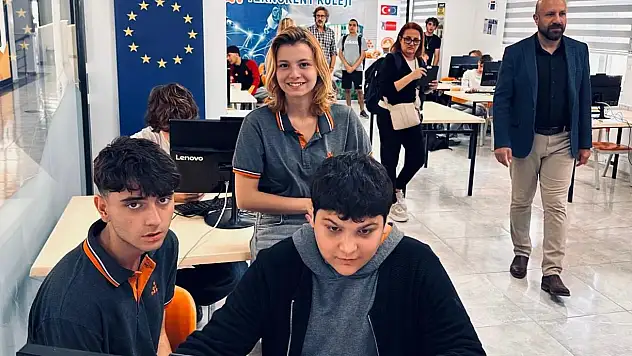 Van Teknokent Koleji, Erasmus+ projesi ile Avrupa'da mesleki eğitimde tarihi bir başarı elde etti