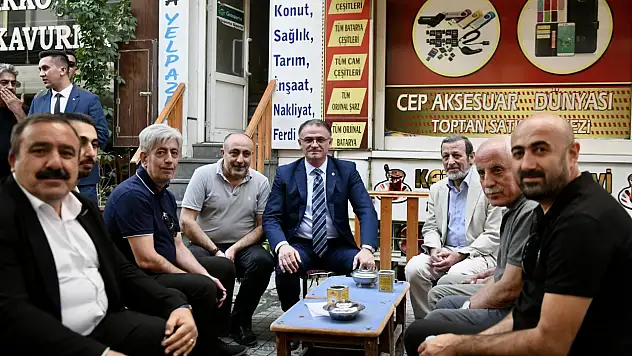 Van Valisi Balcı esnaf ziyaretleriyle toplumsal ilişkileri güçlendiriyor