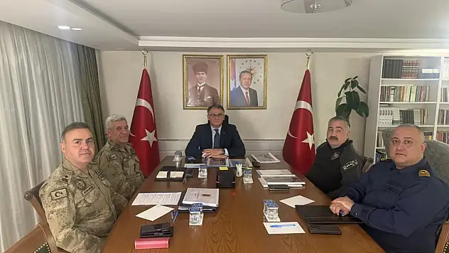 Van Valisi Ozan Balcı, Yeni Yıl Tedbirleri Toplantısına Katıldı