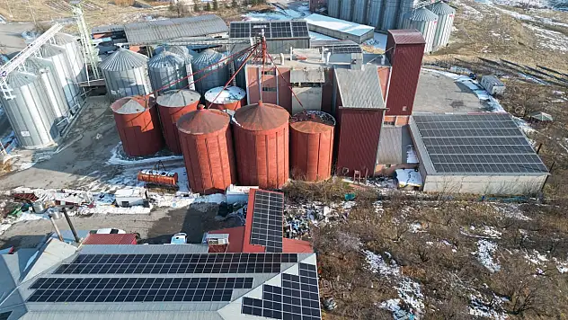 Vanlı iş insanı yenilenebilir enerjiye örnek oldu