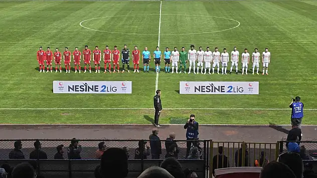 Vanspor FK, Karaman FK'ya 4-1 ile geçerek galibiyet sevinci yaşadı!