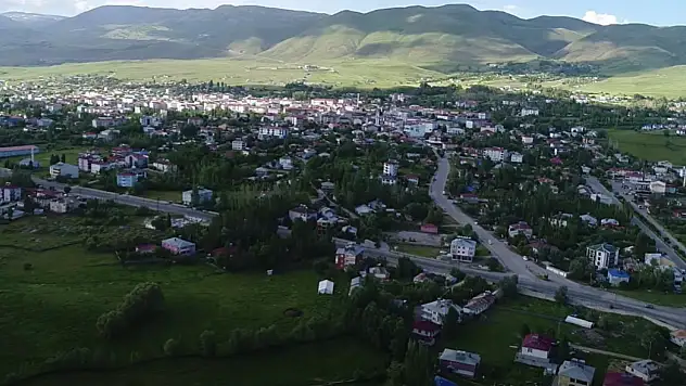 Varto'da Sait Mezrası'na Yeni Su Deposu